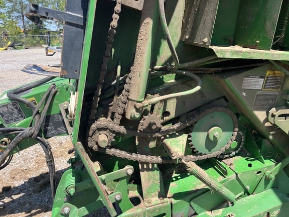 Image of John Deere 468 MegaWide Plus equipment image 2