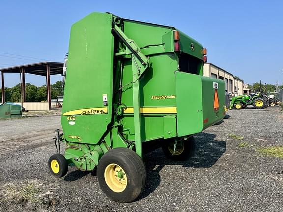 Image of John Deere 468 Silage Special equipment image 3