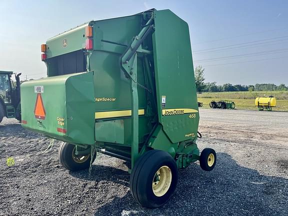 Image of John Deere 468 Silage Special equipment image 2