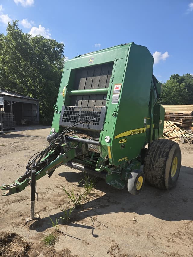 Image of John Deere 468 Silage Special equipment image 3