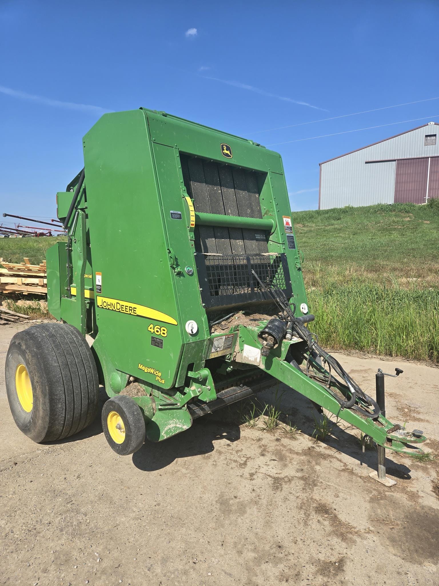 2010 John Deere 468 Silage Special Equipment Image0