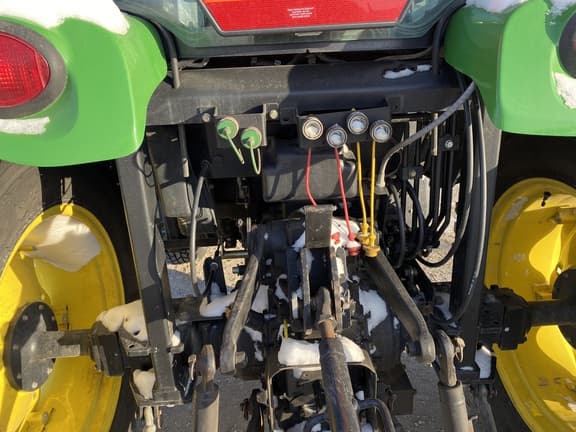 Image of John Deere 4720 equipment image 3