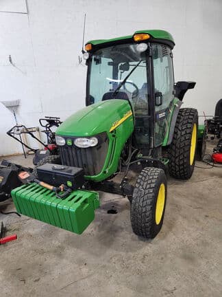 Image of John Deere 4720 equipment image 2