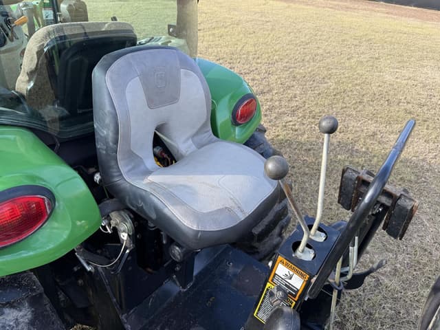 Image of John Deere 4720 equipment image 3