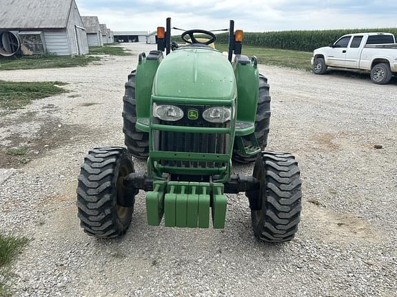 Image of John Deere 4720 equipment image 3