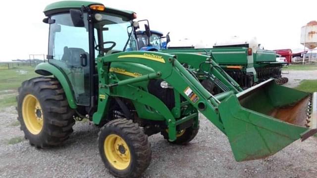 Image of John Deere 4720 equipment image 2