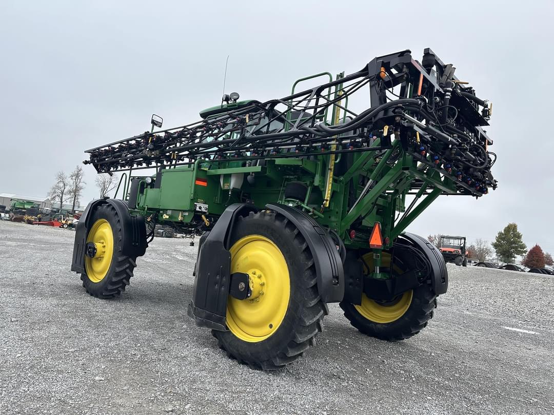 Image of John Deere 4730 Image 1