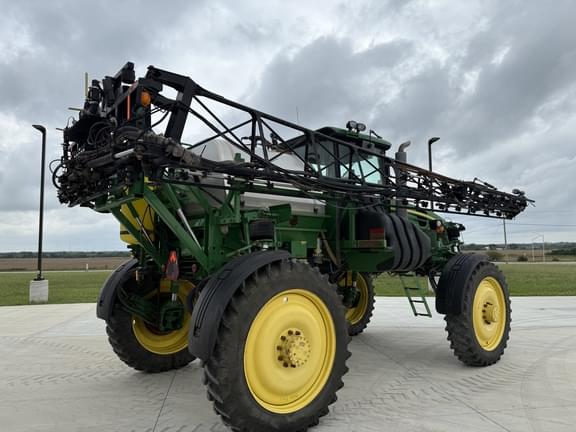 Image of John Deere 4730 equipment image 4