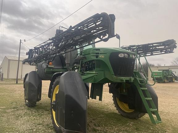 Image of John Deere 4730 equipment image 1