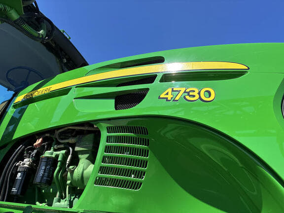 Image of John Deere 4730 equipment image 2