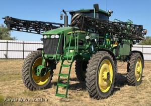 2010 John Deere 4730 Image