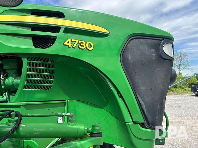 Image of John Deere 4730 equipment image 2