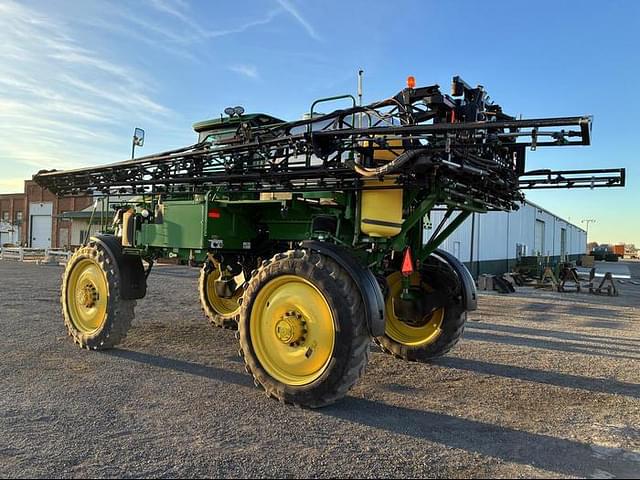 Image of John Deere 4830 equipment image 3