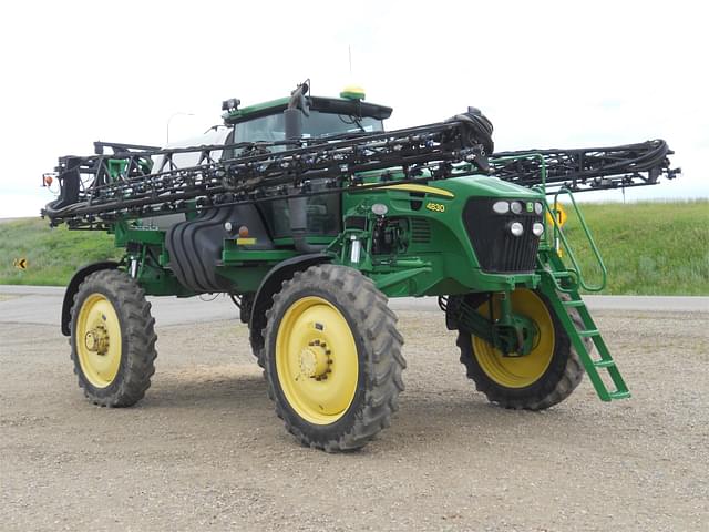 Image of John Deere 4830 equipment image 4