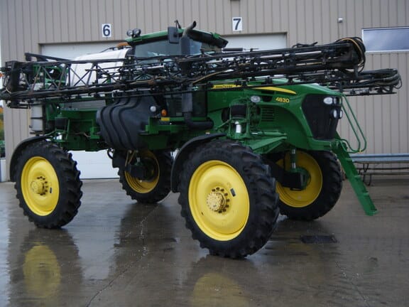 Main image John Deere 4830
