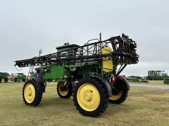 Image of John Deere 4830 equipment image 1