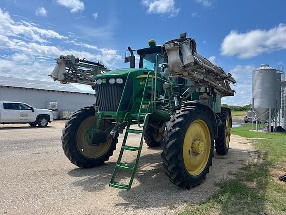 Image of John Deere 4830 equipment image 1