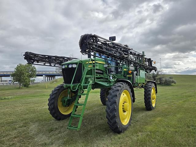 Image of John Deere 4830 equipment image 1