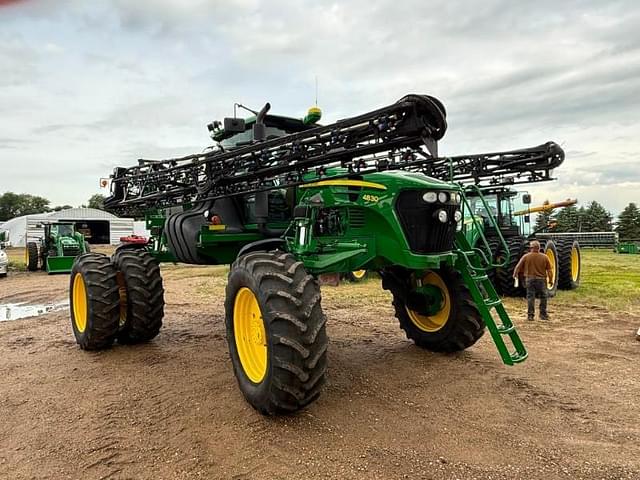 Image of John Deere 4830 equipment image 3