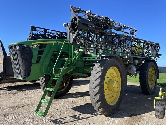 Main image John Deere 4930 0