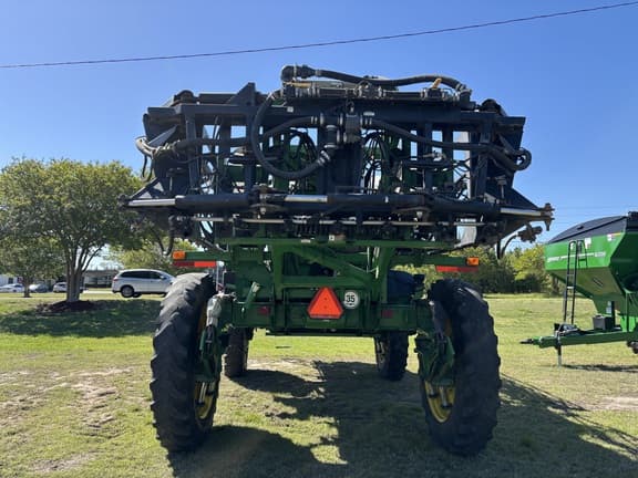 Image of John Deere 4930 equipment image 1