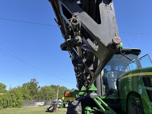 Image of John Deere 4930 equipment image 3