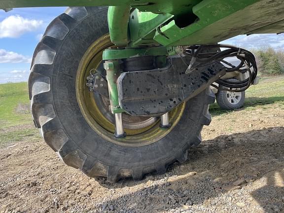 Image of John Deere 4930 equipment image 4