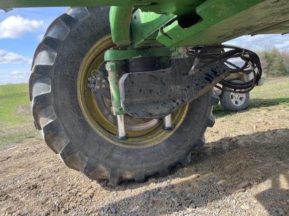 Image of John Deere 4930 equipment image 4