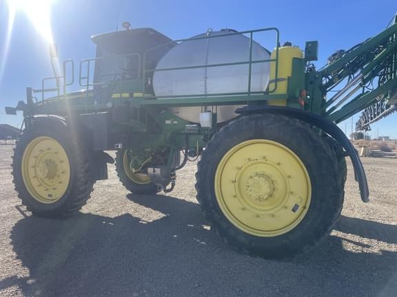 Image of John Deere 4930 equipment image 3