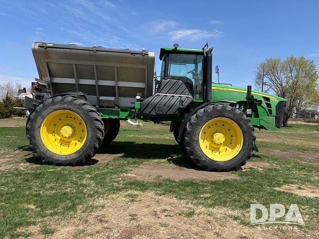 Image of John Deere 4930 equipment image 2