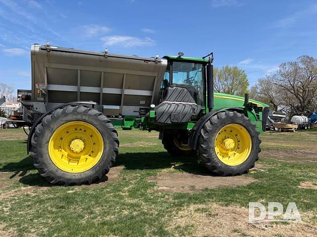 Image of John Deere 4930 equipment image 3