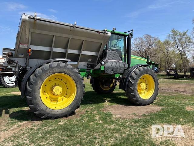 Image of John Deere 4930 equipment image 4