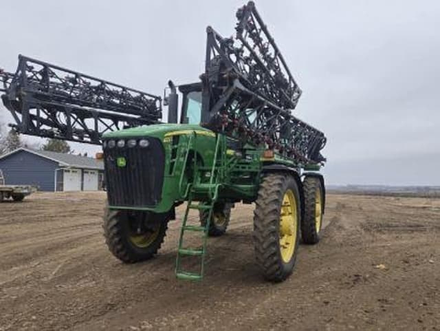 Image of John Deere 4930 equipment image 1