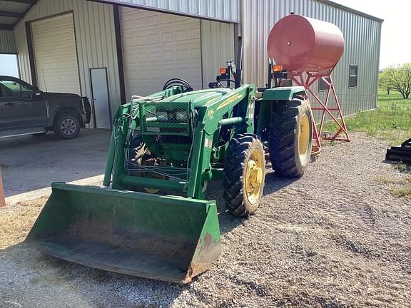 Image of John Deere 5045D equipment image 3