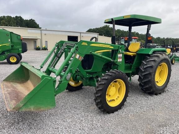 Image of John Deere 5055E equipment image 1