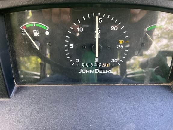 Image of John Deere 5055E equipment image 3