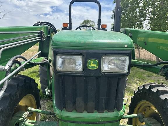 Image of John Deere 5065E equipment image 3