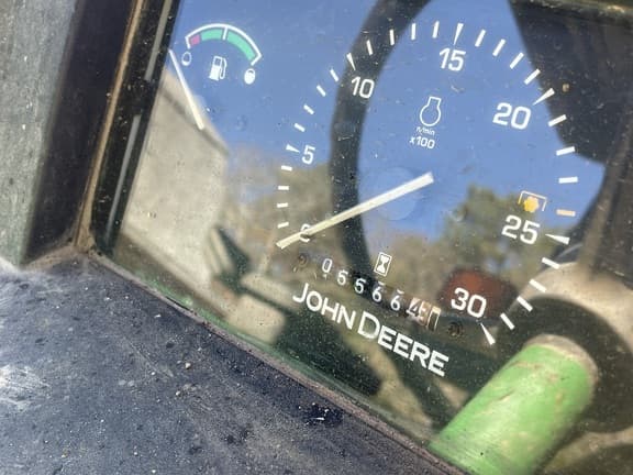 Image of John Deere 5065E equipment image 3