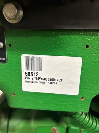 Image of John Deere 5065E equipment image 4