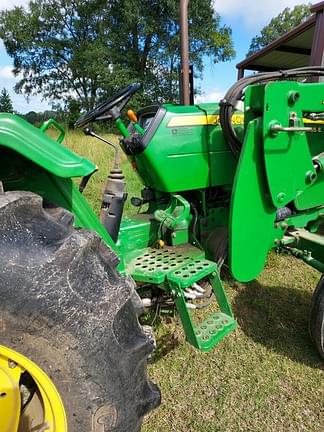 Image of John Deere 5065E equipment image 3