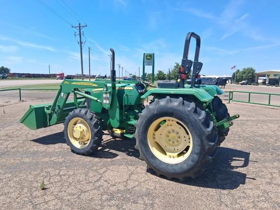 Image of John Deere 5065E equipment image 2