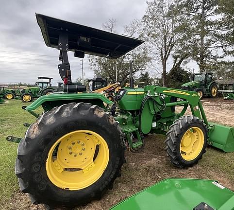 Image of John Deere 5075E equipment image 3