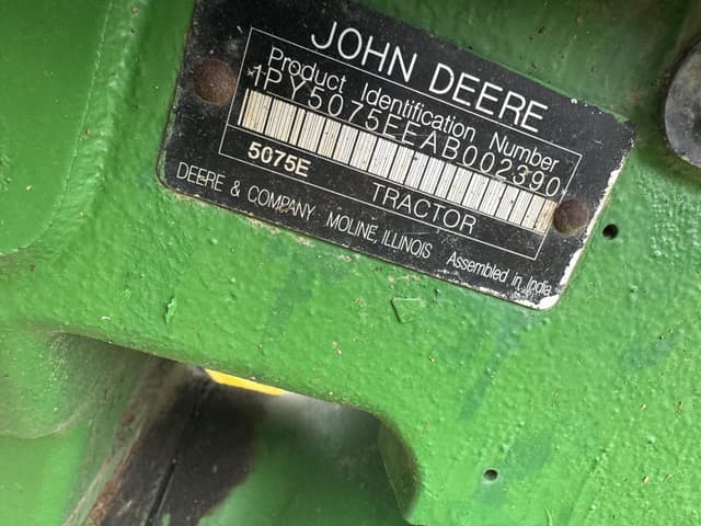 Image of John Deere 5075E equipment image 3