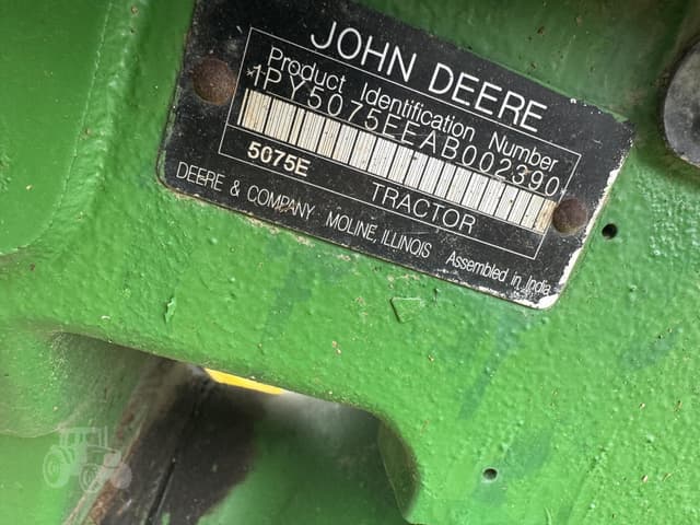 Image of John Deere 5075E equipment image 3