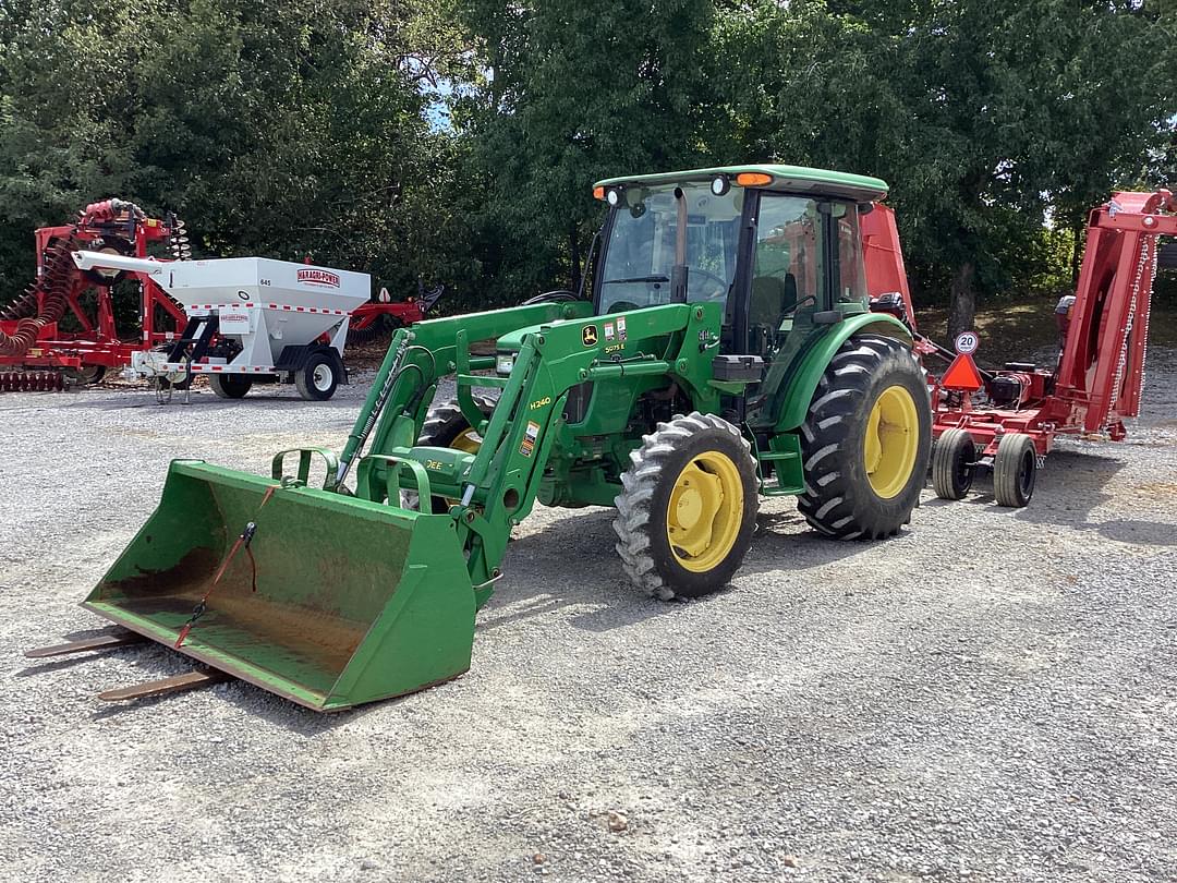 Image of John Deere 5075E Image 1