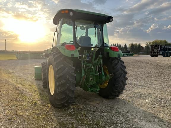 Image of John Deere 5075M equipment image 3