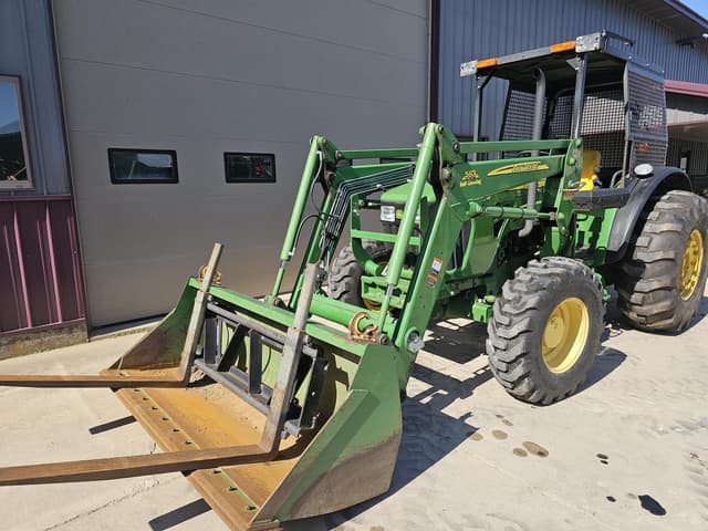 Image of John Deere 5075M equipment image 1