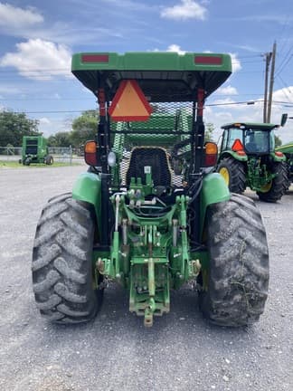 Image of John Deere 5075M equipment image 2