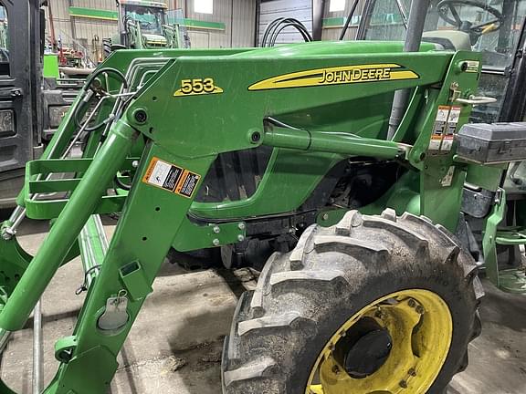 Image of John Deere 5083E equipment image 3