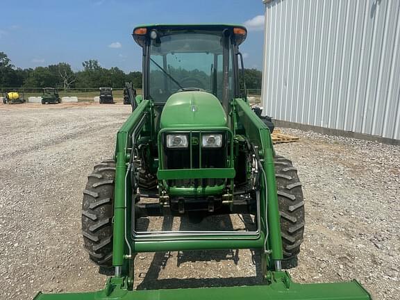 Image of John Deere 5083E equipment image 2